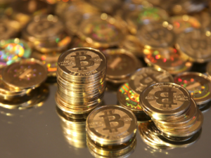 Cách kiếm Bitcoin nhanh nhất theo kiểu truyền thống