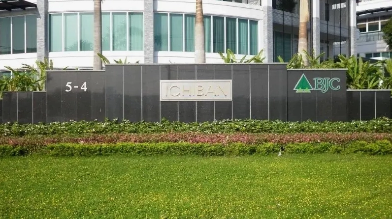 Làm phong phú thêm tư duy toán học với các dạng bài tập hình vuông.
