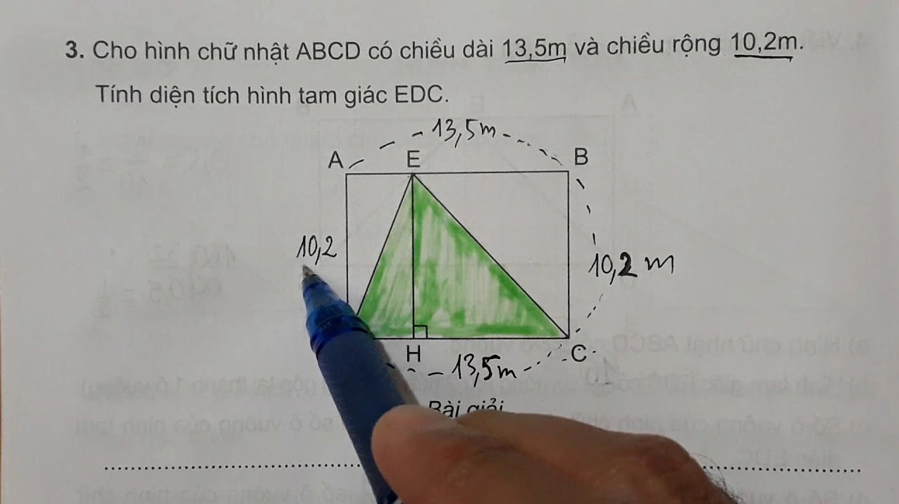 Ôn Tập Diện Tích Hình Tam Giác Lớp 5: Bí Quyết Và Bài Tập Thực Hành