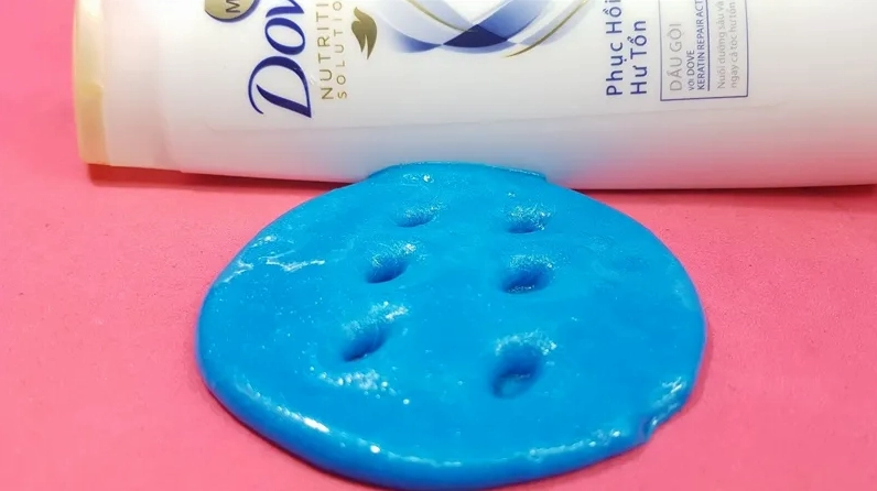 Slime tự nhiên từ hạt chia cho bé