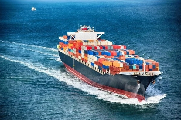 Vận chuyển hàng hóa bằng đường biển