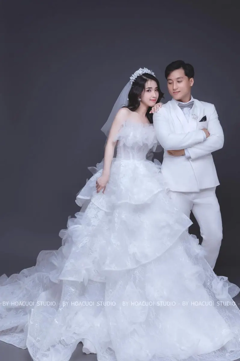 Minh họa tam giác đều và đường cao