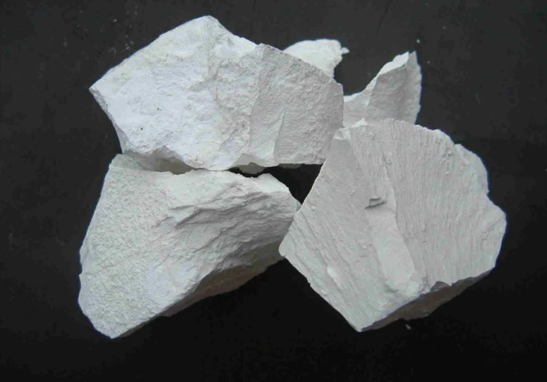 Vôi Sống: Công Thức Hóa Học & Ứng Dụng Ích Lợi Không Ngờ